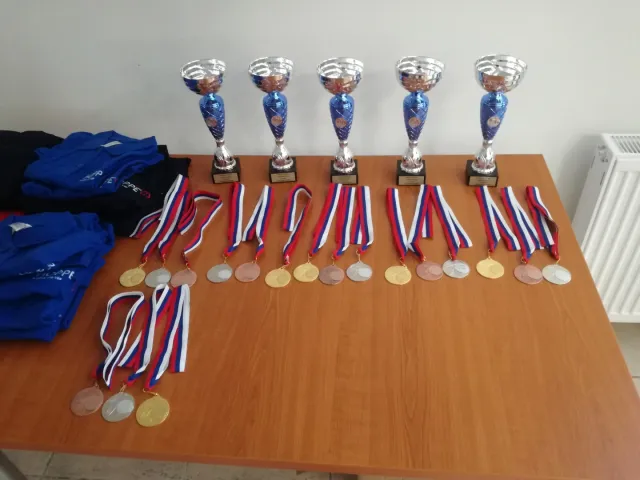 stolný pinpong 5,1,2020 021.jpg
